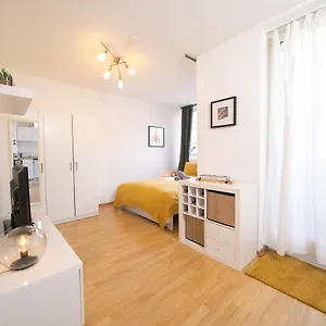 https://studio-shiny-zentral-mit-balkon-messe-kuche.dortmundhotels.net